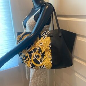 Versace Tote/Shopper/Beach Bag